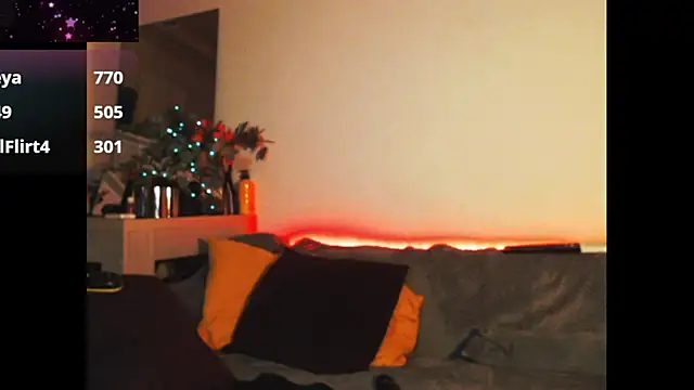 welliza online show from January 26, 3:27 am