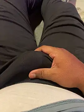 Snapshot of Honeydick7 chatting on March 15, 8:26 am Honeydick7 online show from March 15, 8:26 am