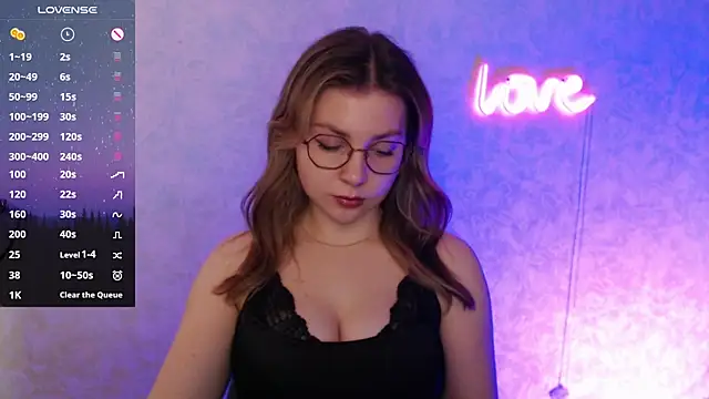 Leah Reed online show from February 25, 9:31 am