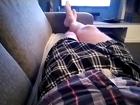 Snapshot of jk1981jk chatting on February 9, 8:24 pm jk1981jk online show from February 9, 8:24 pm