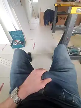 Snapshot of jk1981jk chatting on February 25, 2:44 pm jk1981jk online show from February 25, 2:44 pm