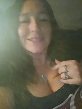 Snapshot of angelbaby1998 chatting on December 1, 11:04 pm angelbaby1998 online show from December 1, 11:04 pm