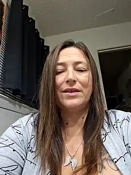 Snapshot of angelbaby1998 chatting on December 22, 9:00 am angelbaby1998 online show from December 22, 9:00 am