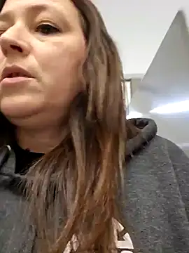 Snapshot of angelbaby1998 chatting on January 18, 4:48 am angelbaby1998 online show from January 18, 4:48 am