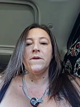 Snapshot of angelbaby1998 chatting on October 27, 7:40 pm angelbaby1998 online show from October 27, 7:40 pm