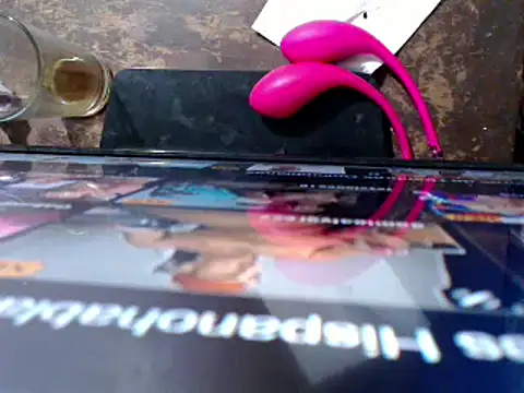 Snapshot of Tanedra_collings chatting on December 12, 9:51 am Tanedra collings online show from December 12, 9:51 am