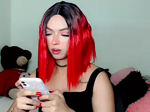 Snapshot of Tanedra_collings chatting on December 14, 2:45 am Tanedra collings online show from December 14, 2:45 am