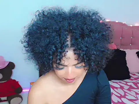 Snapshot of Tanedra_collings chatting on February 22, 6:28 am Tanedra collings online show from February 22, 6:28 am