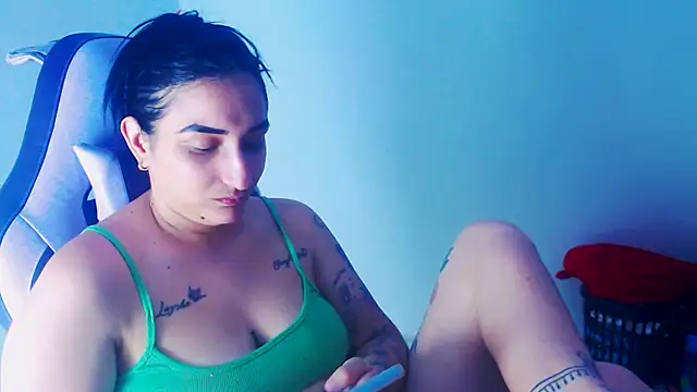 liz dirty online show from March 18, 10:35 pm