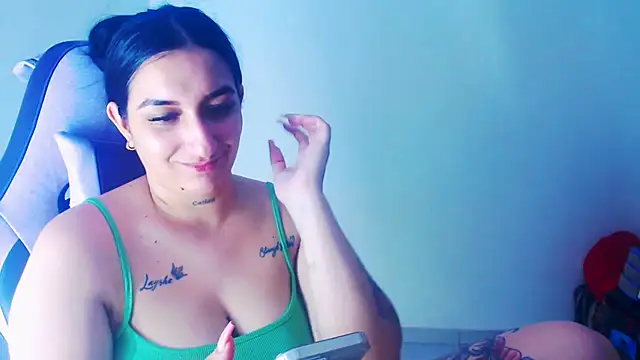 liz dirty online show from April 26, 10:29 pm