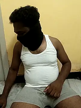 Snapshot of Tamil_paiyan012 chatting on March 2, 5:04 pm Tamil paiyan012 online show from March 2, 5:04 pm