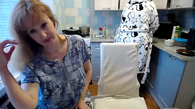 DonnaMagdalena online show from January 15, 7:05 am