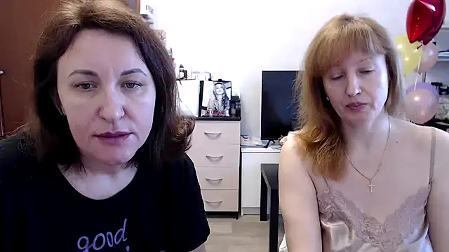 DonnaMagdalena online show from March 17, 8:17 am