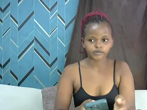 Snapshot of Lusty_vybez chatting on March 18, 11:52 am Lusty vybez online show from March 18, 11:52 am