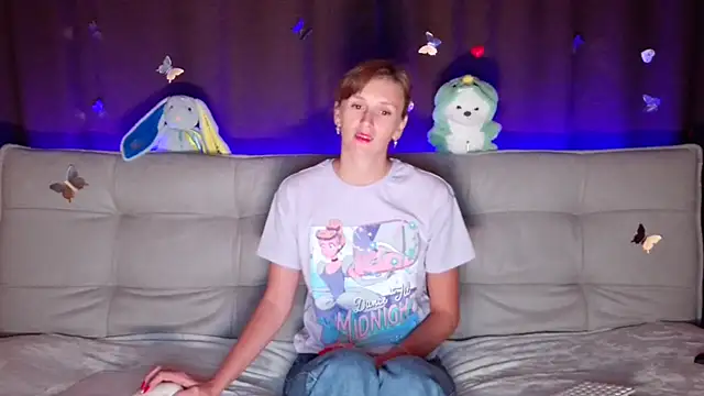 intolerable girl online show from September 12, 8:03 am