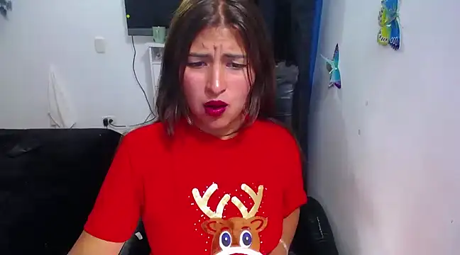 Yunhot  online show from December 23, 10:33 pm