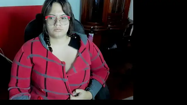 Snapshot of SharaPatinson chatting on January 17, 11:29 pm SharaPatinson online show from January 17, 11:29 pm