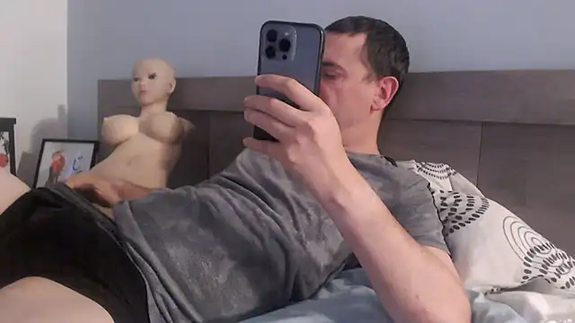 freddy0222222 online show from September 9, 6:02 am