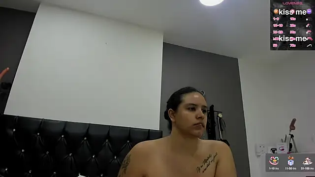 MariaGaitan online show from March 8, 3:02 pm