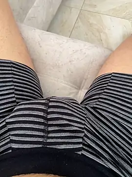 Luismimor93 online show from December 28, 6:18 pm