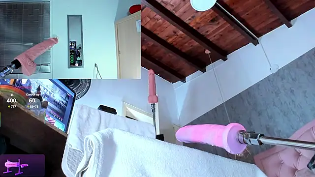 naomidibello online show from February 28, 11:56 pm