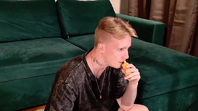 AlexxSweet online show from June 12, 12:15 pm