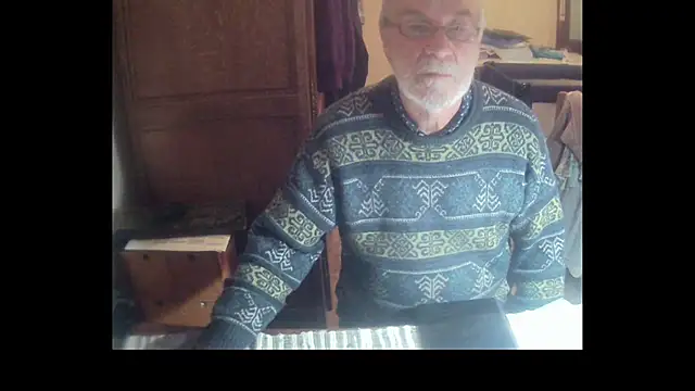 Snapshot of terrybare chatting on November 13, 6:18 pm terrybare online show from November 13, 6:18 pm