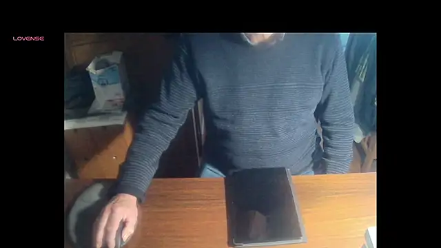 Snapshot of terrybare chatting on January 17, 2:22 pm terrybare online show from January 17, 2:22 pm