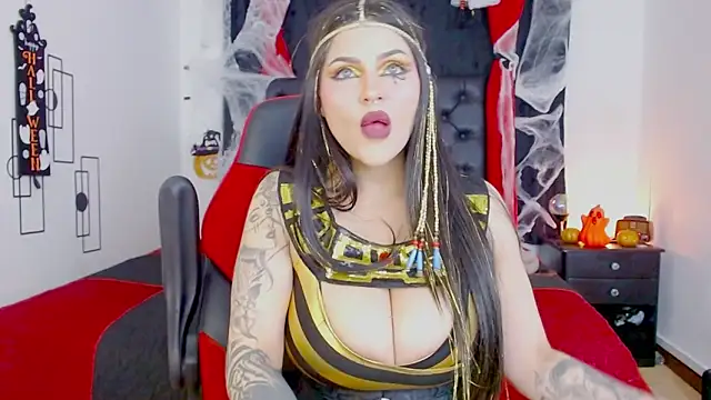 Snapshot of misslombana chatting on November 2, 6:16 am misslombana online show from November 2, 6:16 am