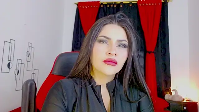 Snapshot of misslombana chatting on December 1, 6:07 am misslombana online show from December 1, 6:07 am