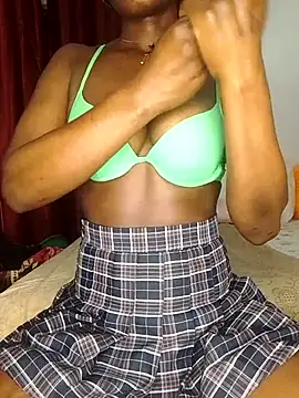 Snapshot of NicRaisaa chatting on November 5, 3:39 am NicRaisaa online show from November 5, 3:39 am