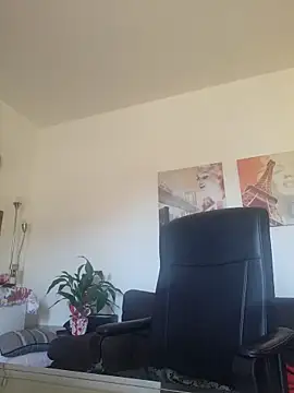 Snapshot of Ladykaos chatting on March 19, 2:35 pm Ladykaos online show from March 19, 2:35 pm