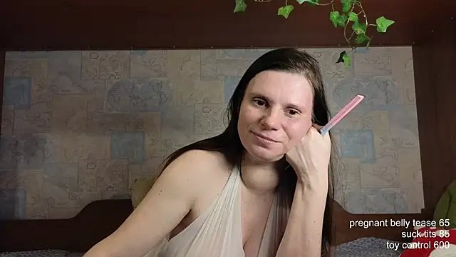 Liisa  online show from December 10, 12:05 pm