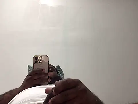 Snapshot of AceNSamara chatting on December 2, 1:22 am AceNSamara online show from December 2, 1:22 am