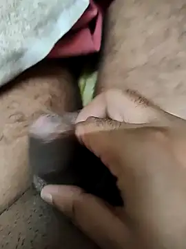 Snapshot of Cucumber_Boy chatting on December 24, 7:55 pm Cucumber Boy online show from December 24, 7:55 pm