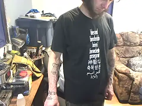 CloudDadddyyy420 online show from February 17, 1:51 pm