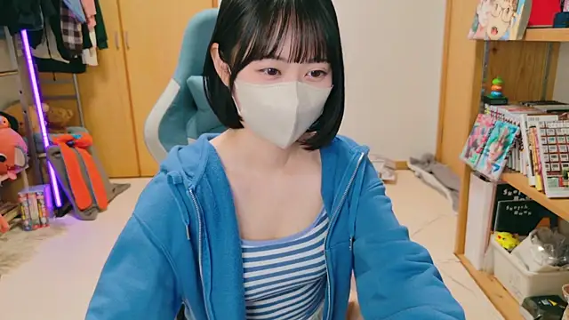 HIKARI x0 online show from December 13, 1:55 pm