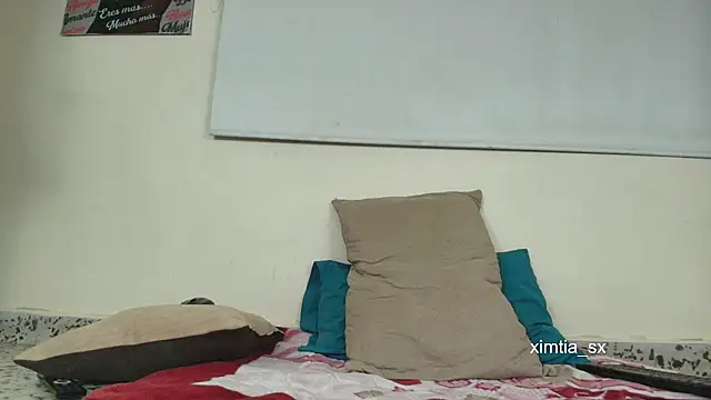 Snapshot of ximtia_xs chatting on July 24, 2:37 pm ximtia xs online show from July 24, 2:37 pm