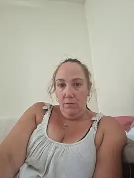Snapshot of Wisie_Cutie chatting on September 9, 3:22 pm Wisie Cutie online show from September 9, 3:22 pm