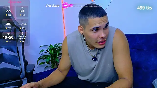 Snapshot of rick03_leto chatting on October 19, 6:25 am rick03 leto online show from October 19, 6:25 am