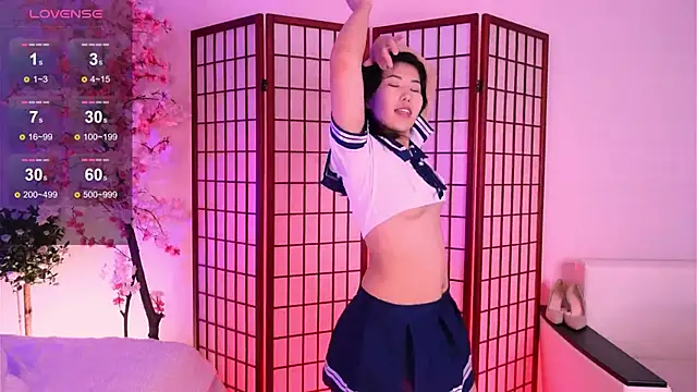 Wendy  Hills online show from September 18, 6:48 am