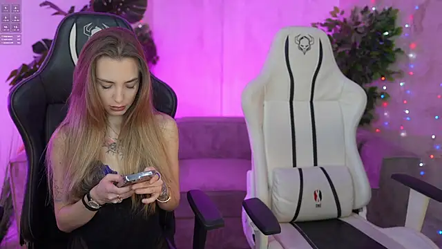 Snapshot of Kisasolo chatting on March 18, 8:15 pm Kisasolo online show from March 18, 8:15 pm