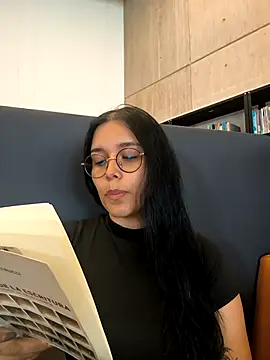 Snapshot of Annya-sweet chatting on October 24, 2:57 pm Annya-sweet online show from October 24, 2:57 pm