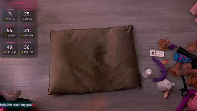 Redhead Shark new online show from February 27, 10:20 pm