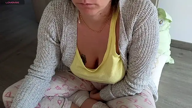 Claraxxxxx online show from December 16, 12:16 pm