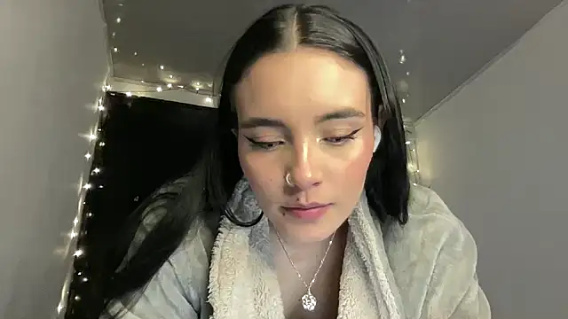 Snapshot of salome_polaniiee chatting on January 24, 7:51 am salome polaniiee online show from January 24, 7:51 am