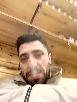 Snapshot of Rakiyy34 chatting on January 29, 2:32 pm Rakiyy34 online show from January 29, 2:32 pm