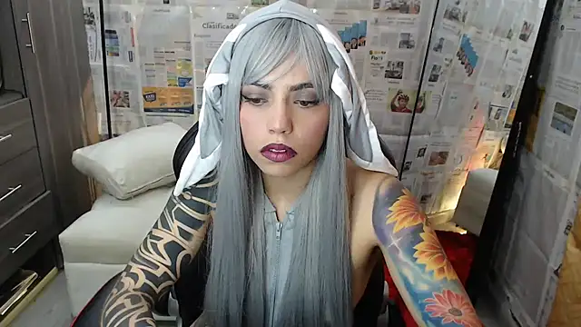 i am nina  online show from March 18, 10:58 pm