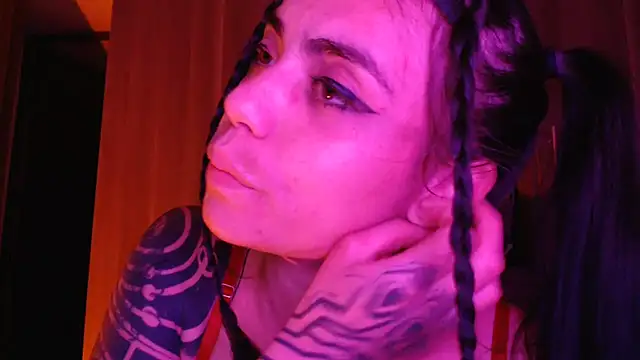 i am nina  online show from February 19, 5:47 am