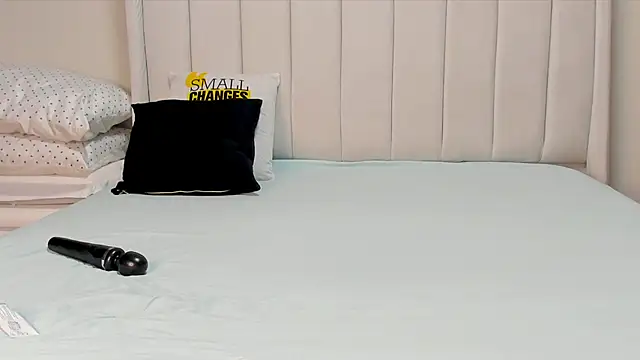  heavenlysent online show from March 4, 4:18 am